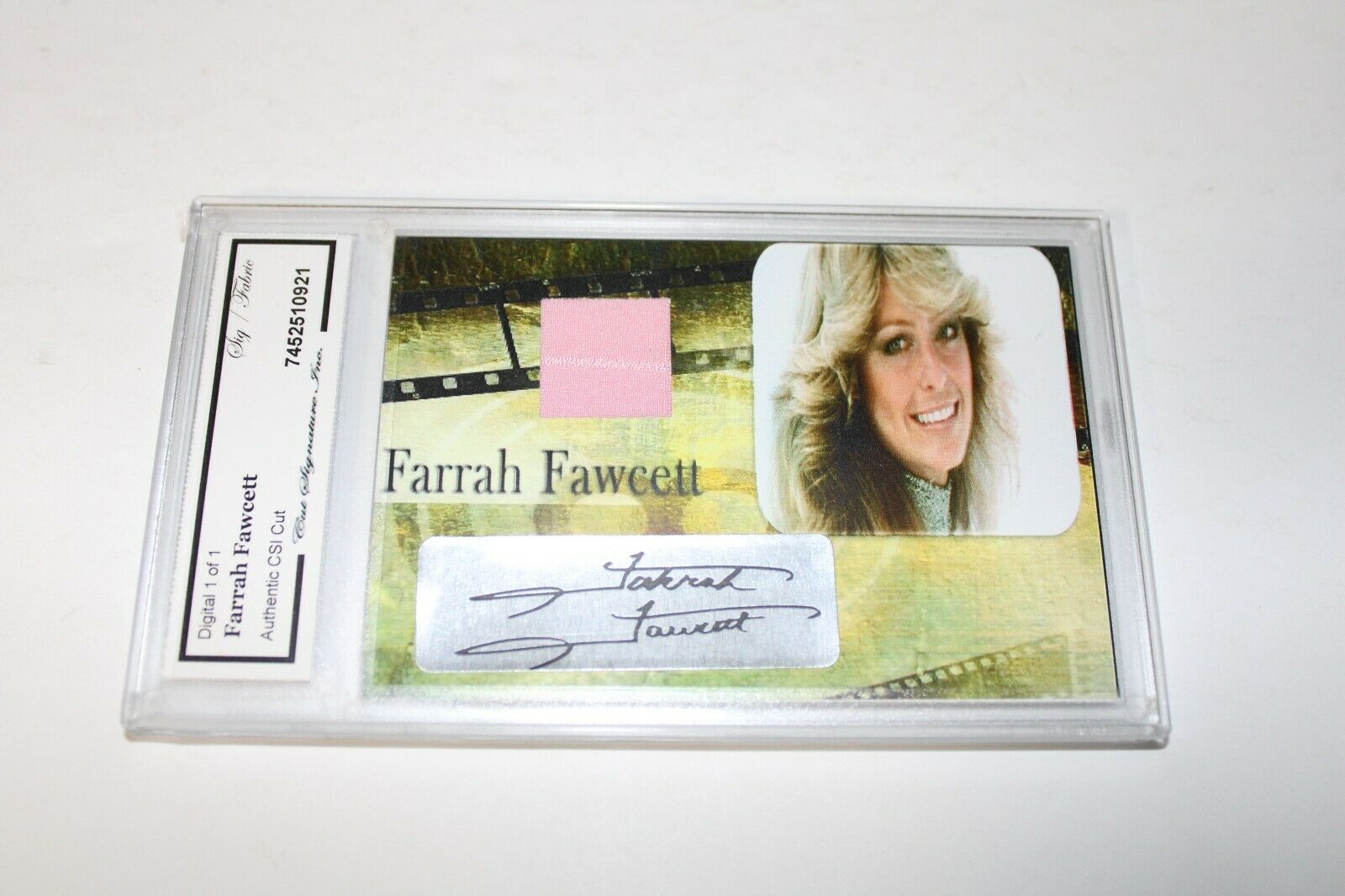 Farrah Fawcett, "authentic Csi Cut" Reprint Autograph, Replica Material Cut 1/1