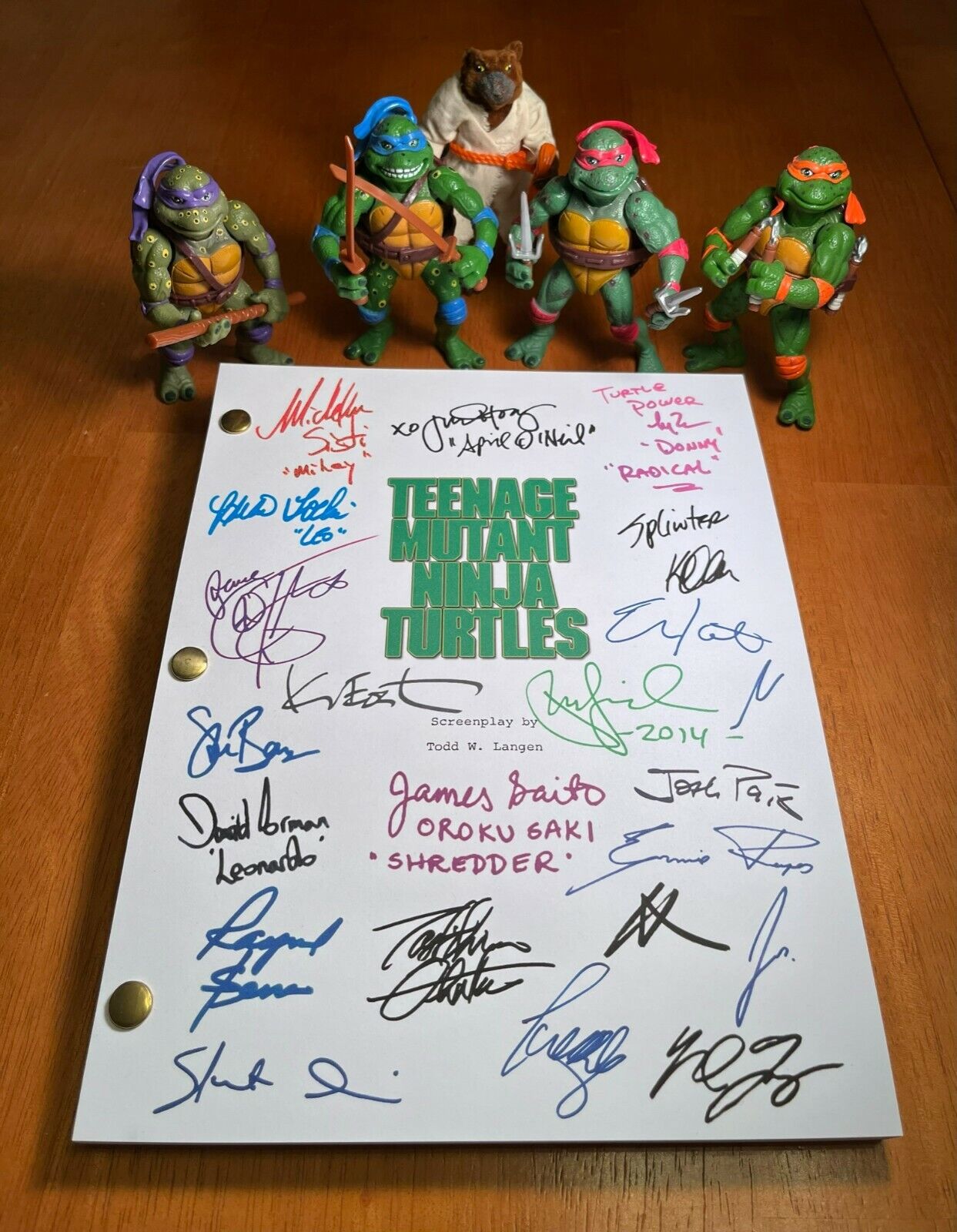 Teenage Mutant Ninja Turtles 1990 Script- Cast-signed- Autograph Reprints