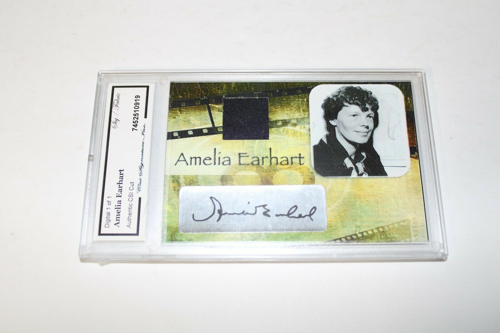 Amelia Earhart, "authentic Csi Cut" Reprint Autograph, Replica Material Cut 1/1