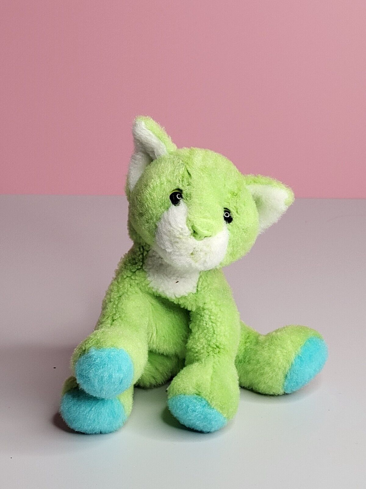 Russ Yomiko Dreamers Green Tabby Cat With Blue Paws Beanie Plus #12214 5"